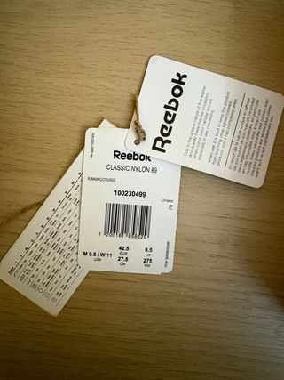 Zapatillas Reebok Classic Gris y Blanco