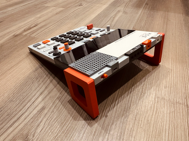 Soporte Teenage Engineering EP-133 K.O.II + Fader