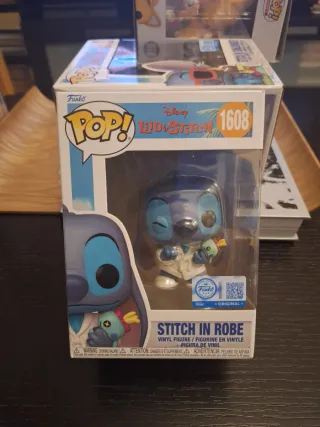 Funko Pop! Stitch in Robe 1608 Disney