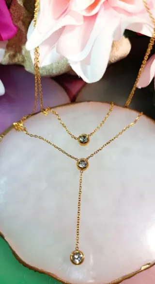 Collar doble dorado con circonitas