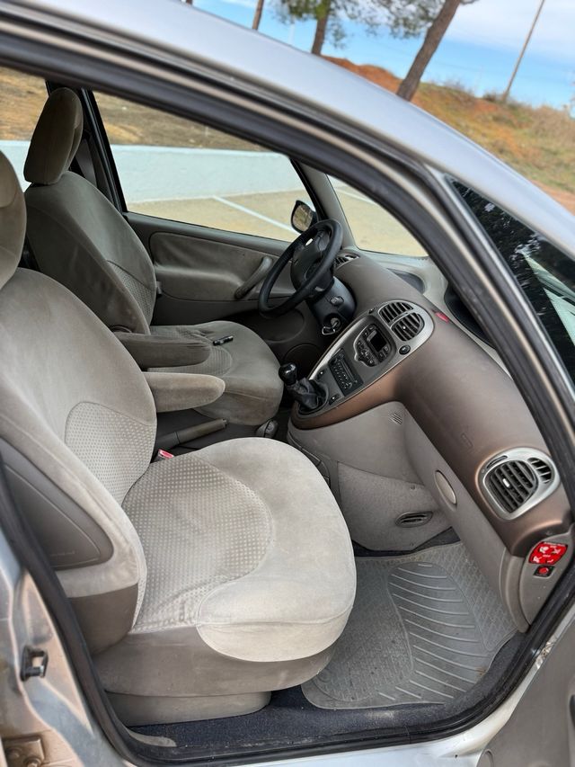 Citroen xsara piccaso 2001