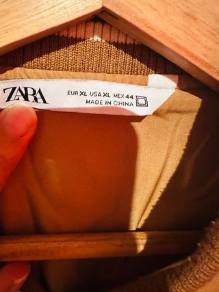 Cazadora Zara Talla XL