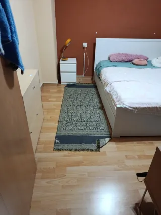 Se alquila cuarto para Evento GP únicamente