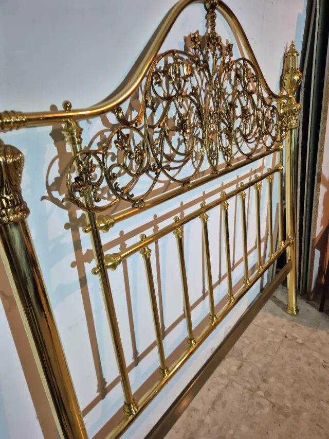 Cabecero Latón Dorado   peña vargas