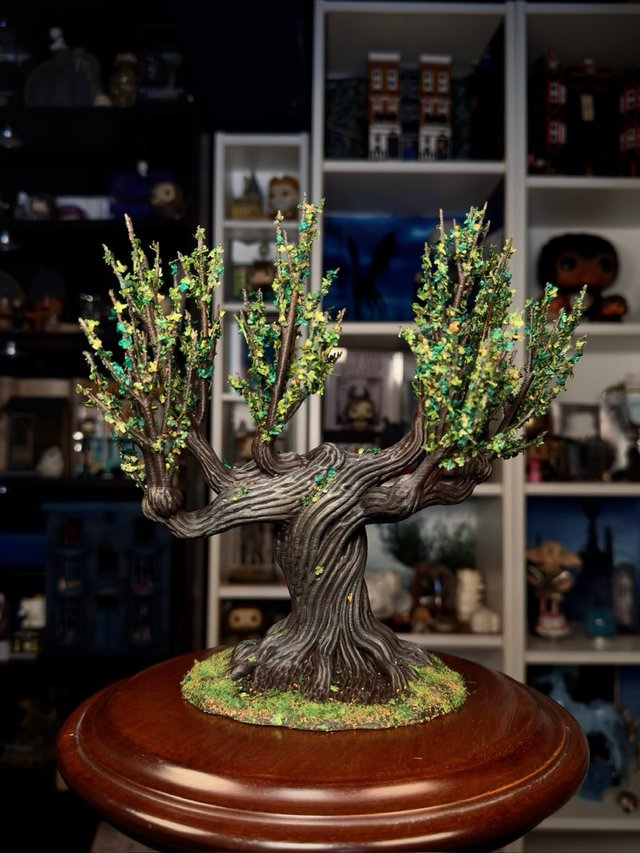 Sauce Boxeador Whomping Willow Harry Potter 20cm