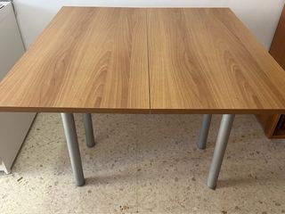 Mesa madera extensible con cajón