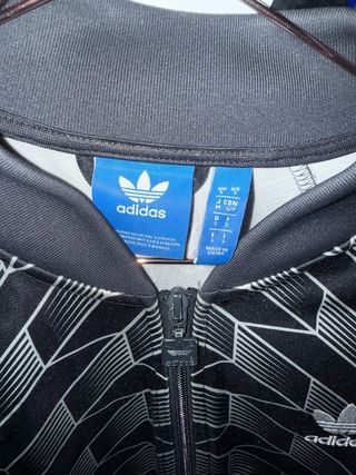 Chaqueta Adidas Negra y Blanca