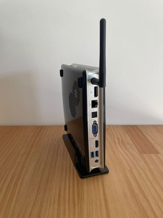 Mini PC Zotac BI325