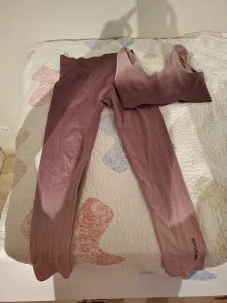 Conjunto deportivo mujer rosa y morado