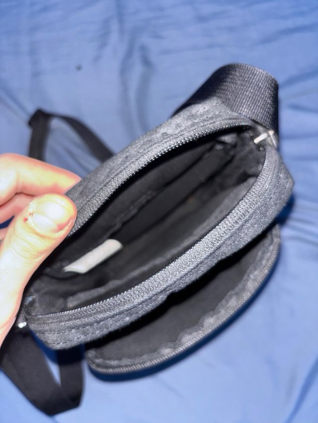 Riñonera Nike Negra 4 Bolsillos