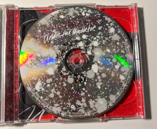 Justin Bieber Under the Mistletoe Deluxe CD + DVD