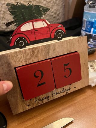 Calendario Avvento Natale Auto Rossa Albero