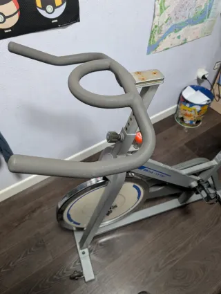 Bicicleta Spinning VP 730