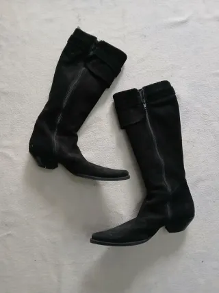 Stivali scamosciati neri - Tg 36