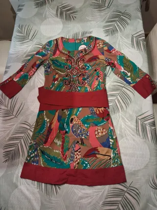 Vestido Almatrichi Multicolor con Lazo Rojo