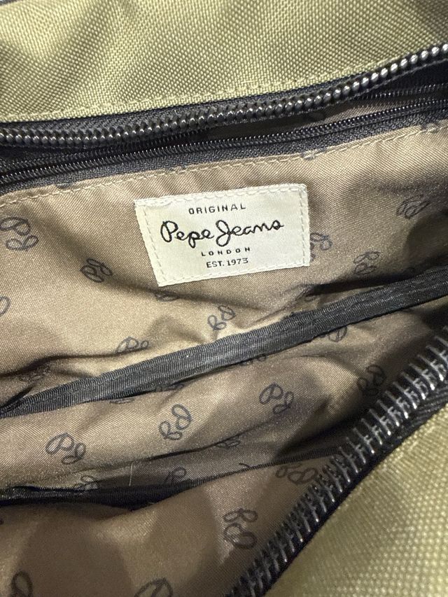 Riñonera Pepe Jeans verde y amarilla