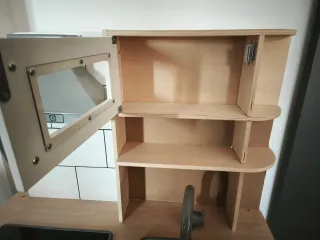 Cucina giocattolo in legno