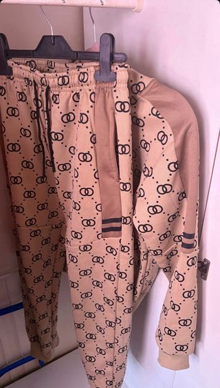 colonias árabes y chandal