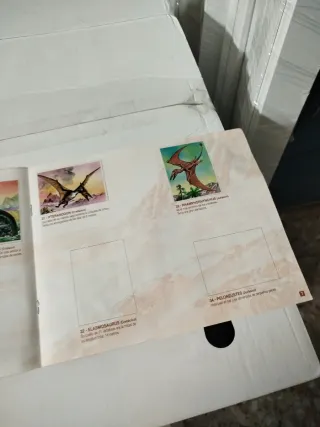 Album Cromos Dinosaurios Bollycao
