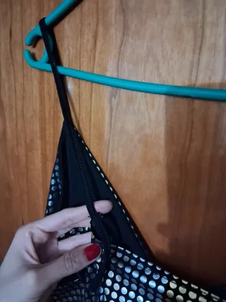 Camiseta tirantes plateada y negra Talla L