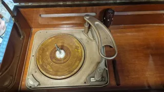 Mueble radio tocadiscos telefunken "beethoven 58"