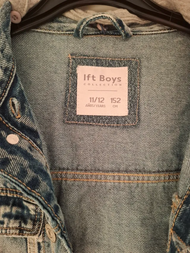 Cazadora vaquera Lefties con capucha