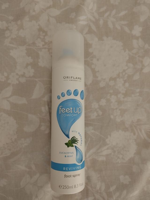Oriflame Feet Up Comfort Spray Revitalizante