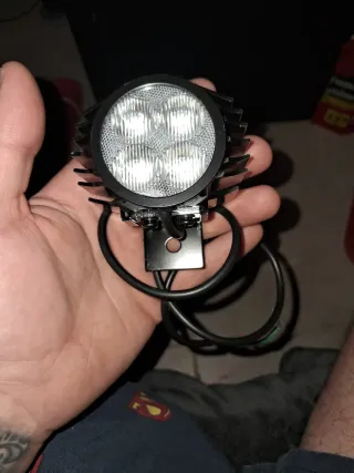 Faro LED Moto Nuevo