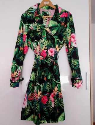 Gabardina Estampada Tropical