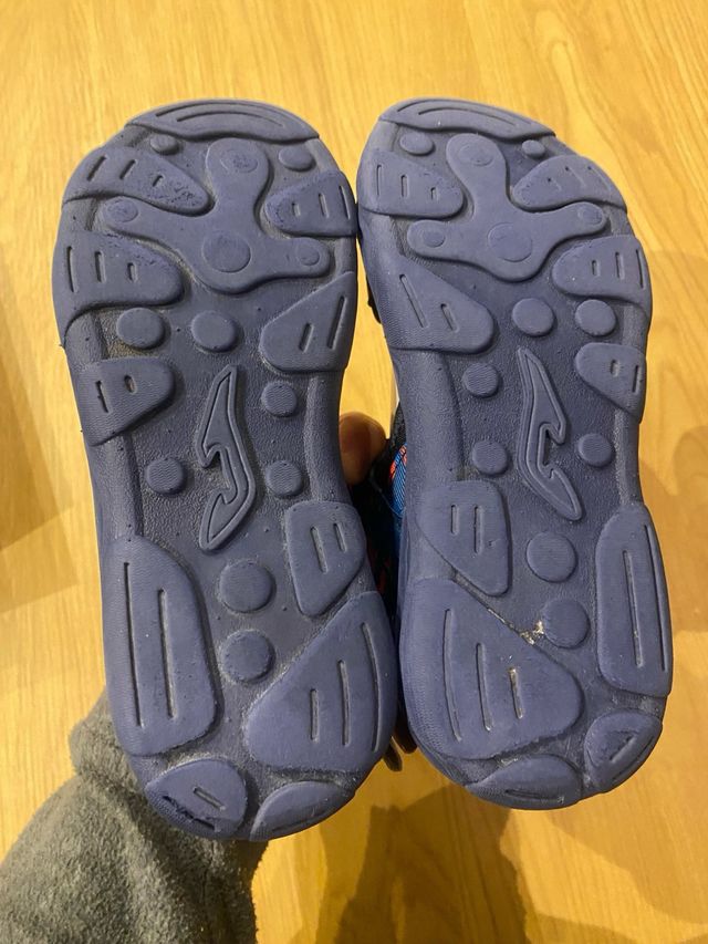 Sandalias Joma niño azul y rojo