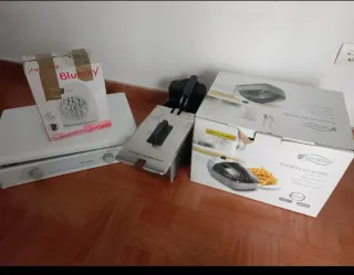 Lote electrodomésticos: freidora, plancha, calefac