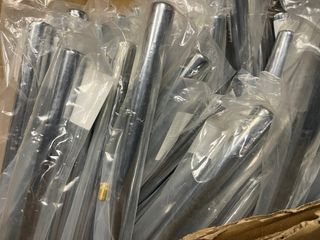 Bomba de aire metálica con soporte