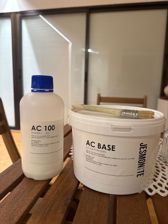 Jesmonite AC Base de 2.5 y AC 100
