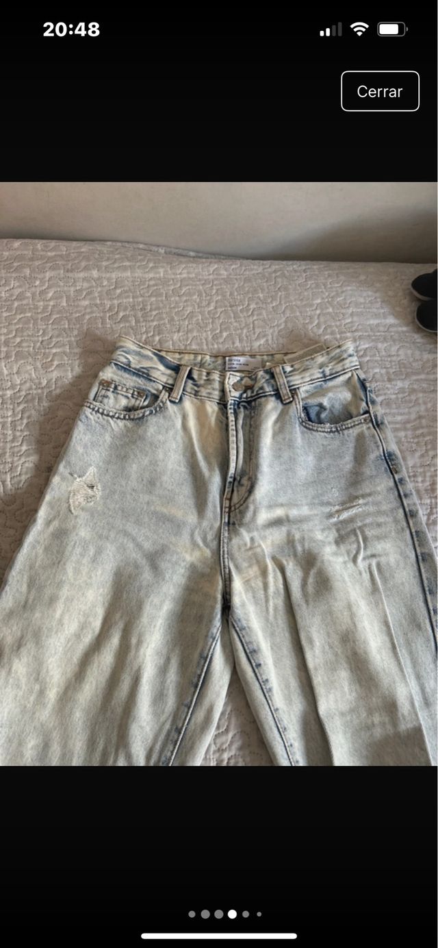 Vaqueros Bershka anchos rotos