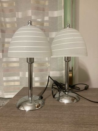 Coppia Lampade in Vetro e Metallo e lampadario
