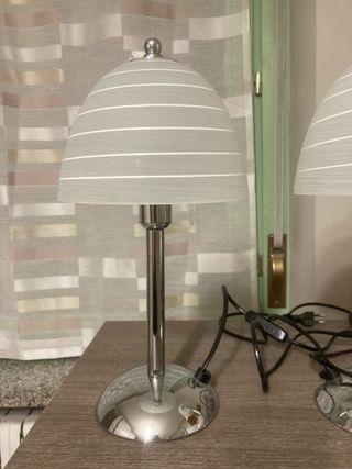 Coppia Lampade in Vetro e Metallo e lampadario