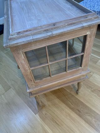 Mueble Bar Licorera de Madera con Vidrio