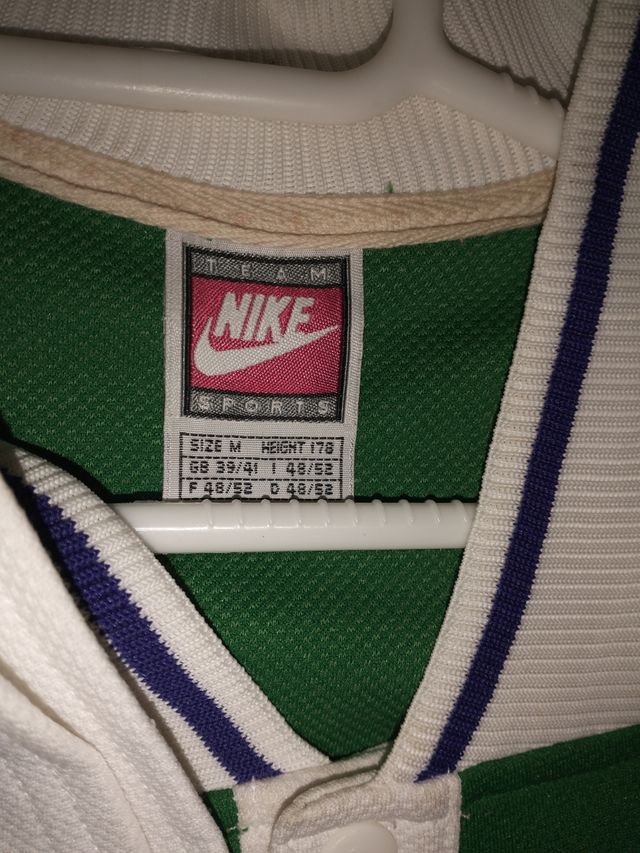 Nike Unicaja Málaga basket entrenamiento vintage