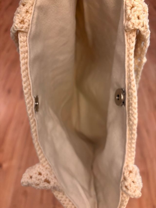 Bolso de ganchillo grannies hecho a mano, beige