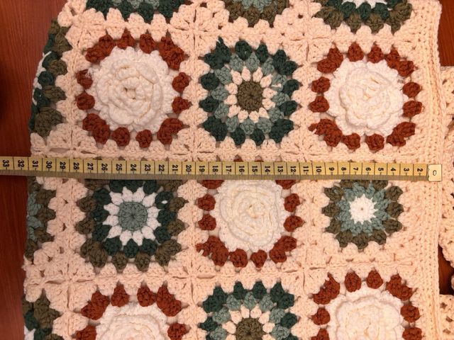 Bolso de ganchillo grannies hecho a mano, beige