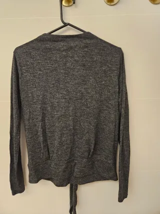 Jersey Zara nudo bajo gris