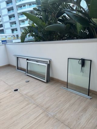 Ventana aluminio abatible doble cristal