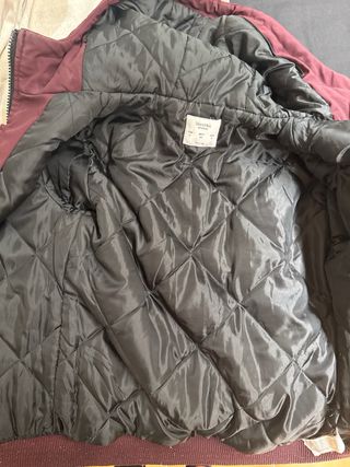 Chaqueta impermeable Bomber Bershka vinotinto