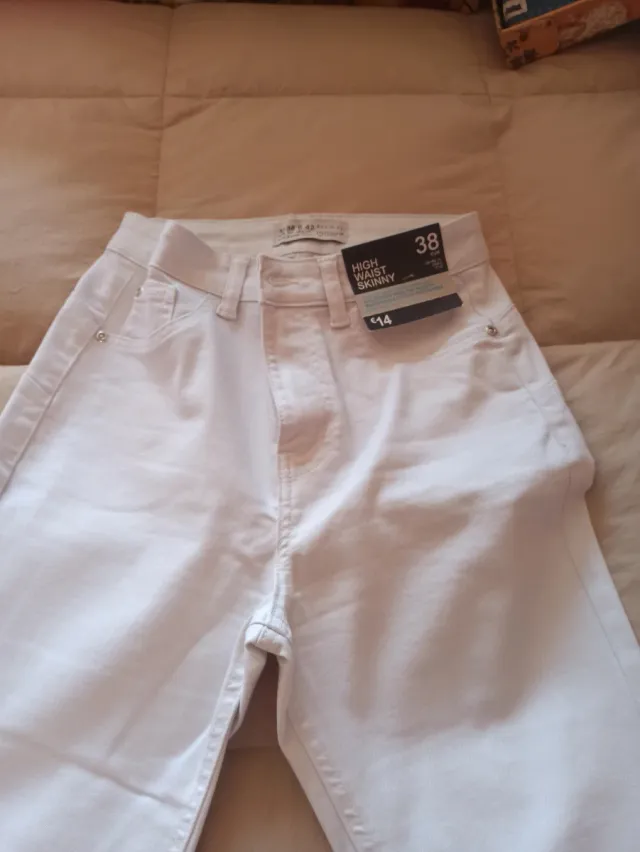 Pantalón blanco tiro alto skinny talla 38 De mujer