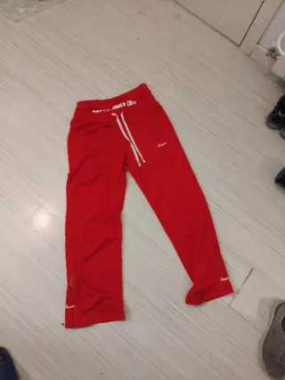 Conjunto rojo Talla M