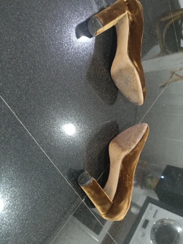 Zapatos Nichi Seijo Marrones Tacon Un Uso