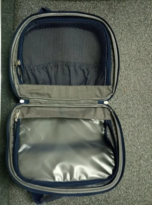 Neceser con asas azul