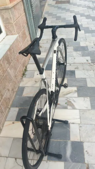 Bicicleta de carretera Megamo Pulse Elite