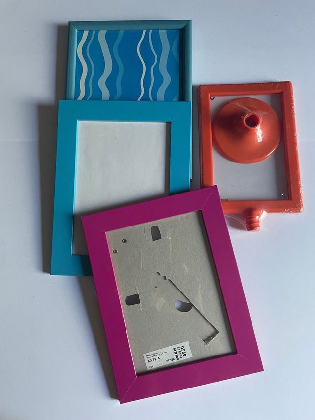 4 Marcos de fotos varios colores