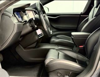 Tesla Model S 2019 75D 2019